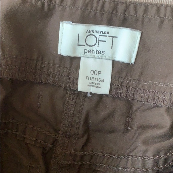 NWOT LOFT Chocolate brown crop pants - 00P - Picture 2 of 3